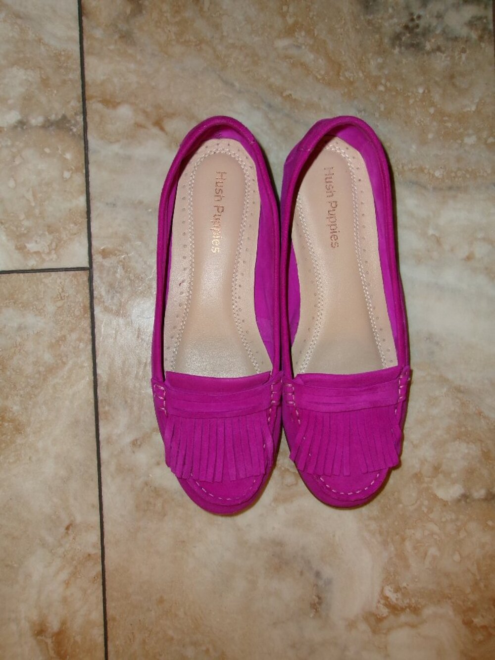 Hush Puppies  fuschia pink fringe suede leather flats loafers moccasins,  Sz 7 w